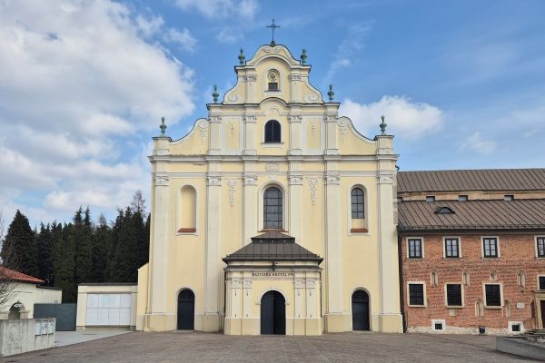 opactwie-cystersow-w-mogile-19F73FE47-34C0-E94A-3DF6-A4C4D84BDA47.jpg
