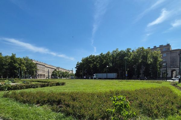 plac-centralny-281EC0C0A-88DA-28C3-BE48-4A33C632BBDE.jpg