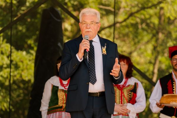 low-res-dozynki20260815-ok-nowahuta-0404-mz3064915B7DCCC9-9DD1-57A9-F8FF-8A162BD06963.jpg